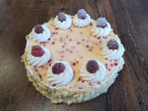 Laktosefreie Passionsfrucht-Himbeertorte 20cm