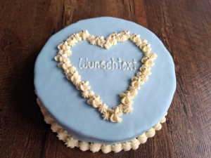 Buttercremetorte Herz, rund