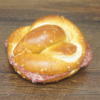 Silserli Brezeli gefüllt mit Salami