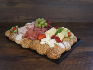 Brötliplatte (Mini)20teilig mit Käse + Fleisch, 10 Pers.