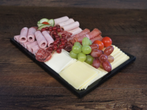 Fleisch- Käse Platte 150g pro Person